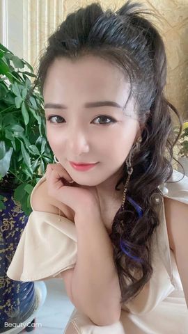 灵儿🎶暂休主播照片
