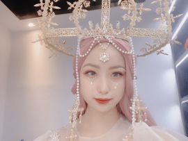章鱼🎊主播照片