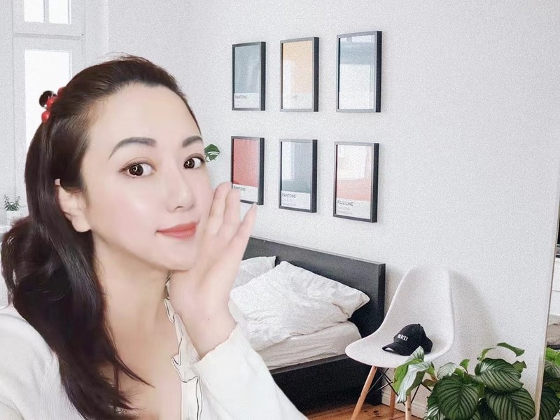 欣怡🌷休息中……的主播海报