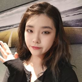 惊动小鹿主播照片