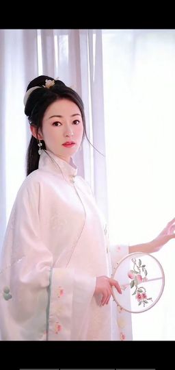 果果(平安好运)主播照片