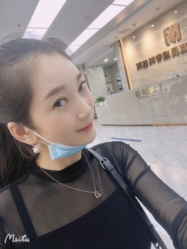 姣姣🐷求好运平安主播照片