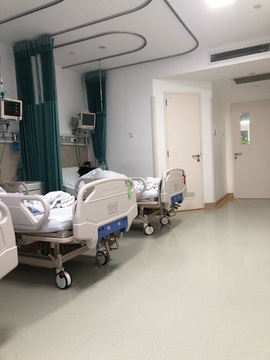 小痴儿今日休主播照片