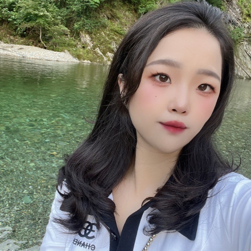 果果儿👩的主播海报