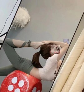 你是哪个小可爱主播照片