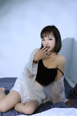 若兮-身体不好休养中主播照片