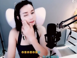 水母好美主播照片