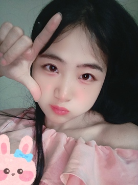 夏嘤嘤嘤主播照片