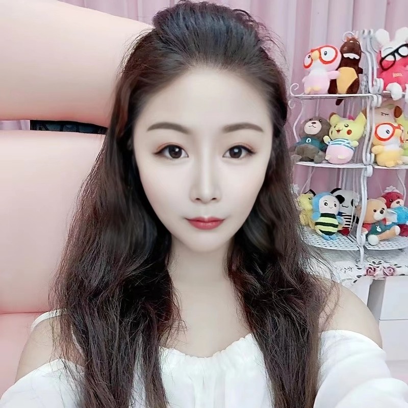 v9雨儿的主播海报