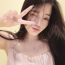 回忆中拥抱🤗主播照片