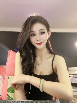 新人可盈求守护💕主播照片