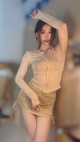 243726672主播照片