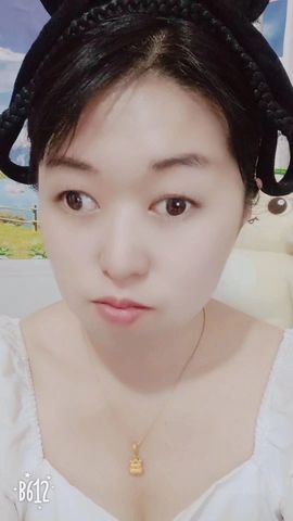 果果(平安好运)主播照片