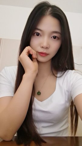 243726672主播照片
