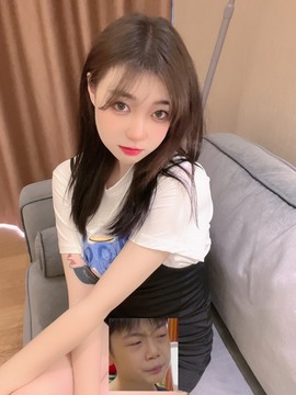 久菜合子XvX主播照片