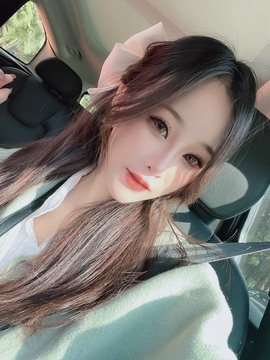 休息。主播照片