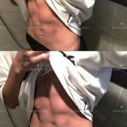 发狂的小狼狗㏄浪子哥头像