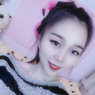 妮兒吖💕新主播视频聊天