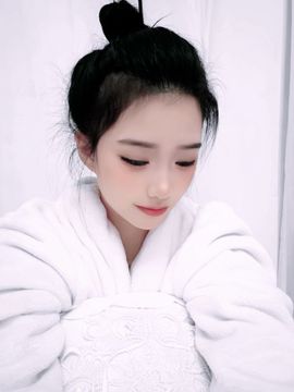 腼腆小洁~主播照片