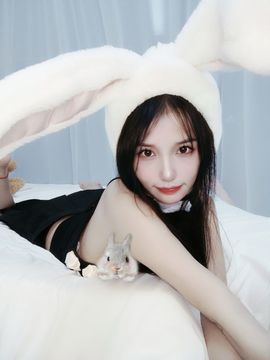 优雅菲13号周年庆的图片