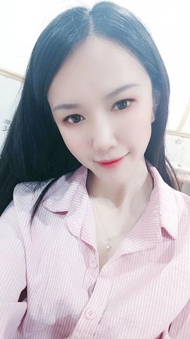 木稳稳761837主播照片