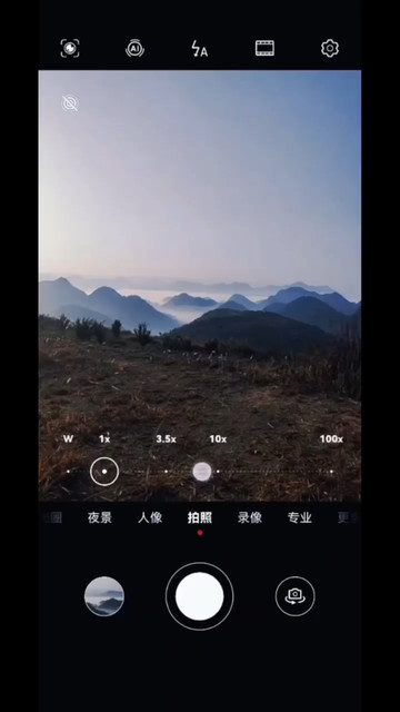 镜头是没有感情的 是