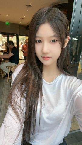 243726672主播照片