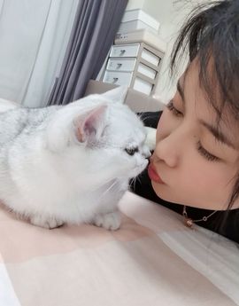 苏静好休息中主播照片