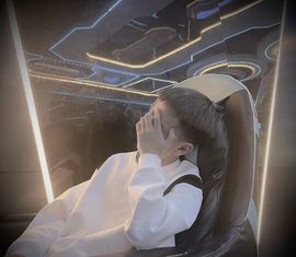 小七（一直在）主播照片