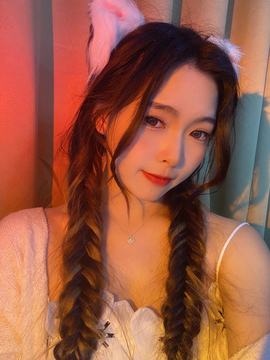 一夏吖退~的图片
