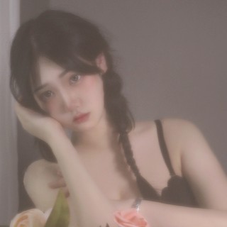 妮蔻儿视频聊天