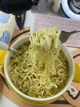 243726672主播照片