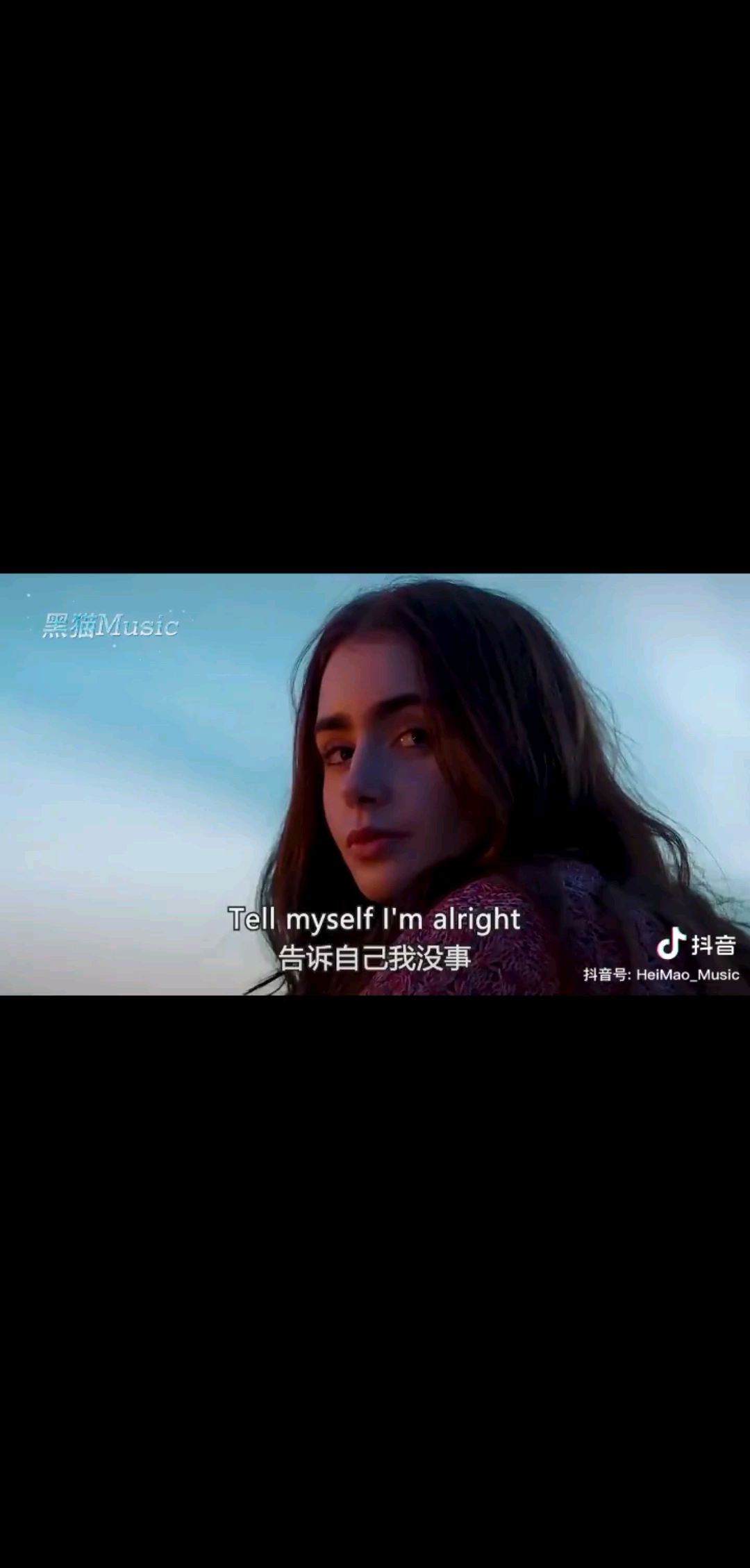 ，