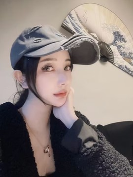 陆七萬主播照片