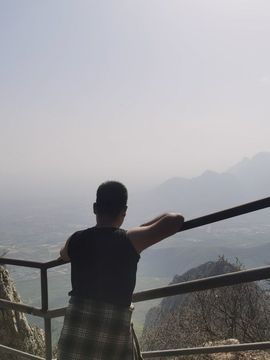 阳阳往哪跑主播照片