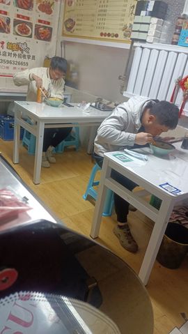 冷憶依然主播照片