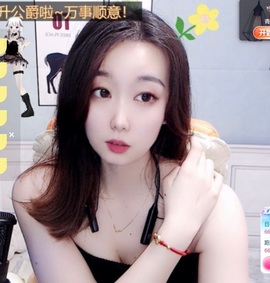 小小♥休的图片