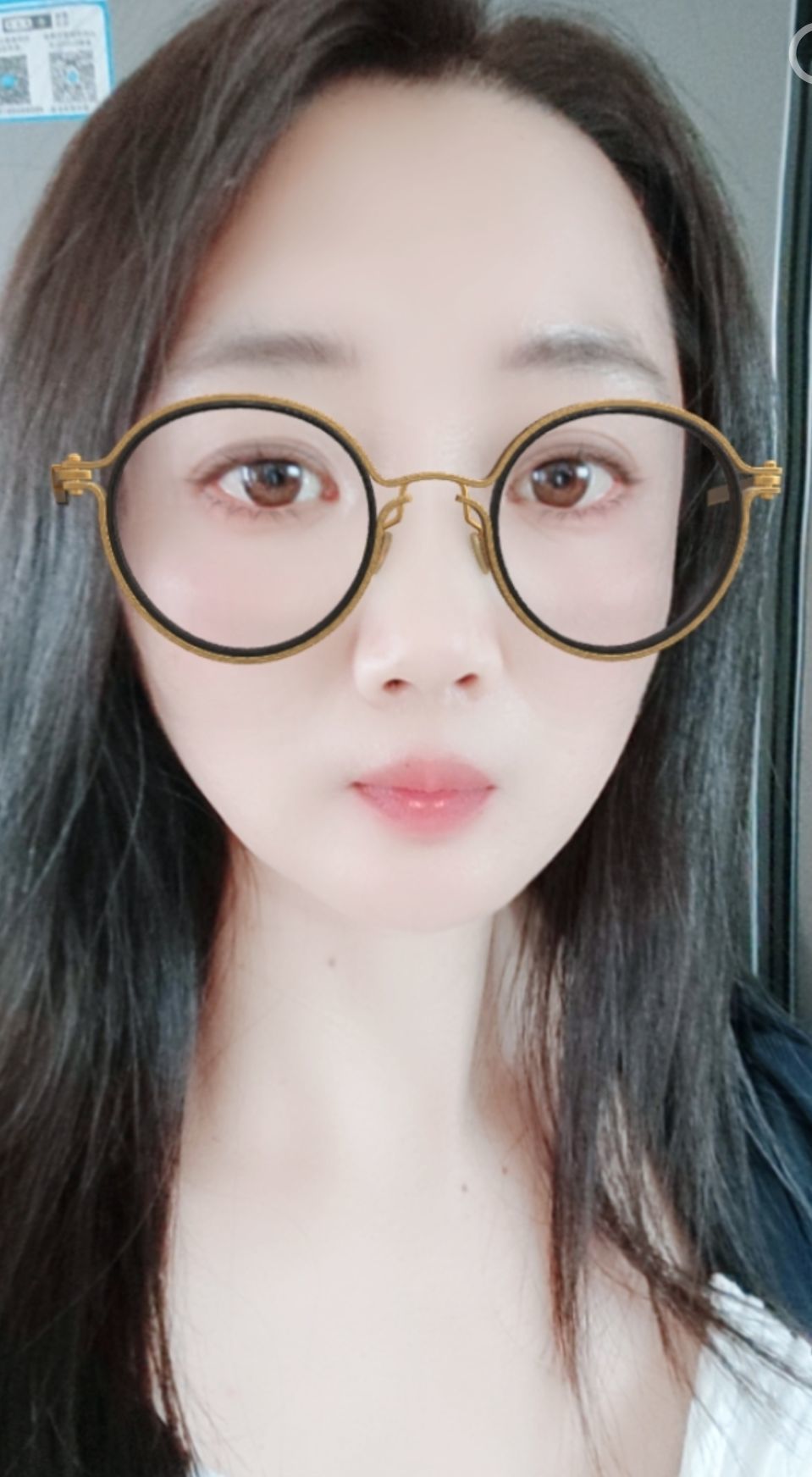 丑小鸭💞愿有一束光的图片