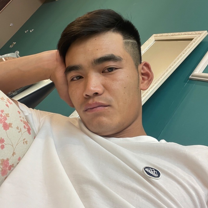 人帅🔱試誹䫂海报