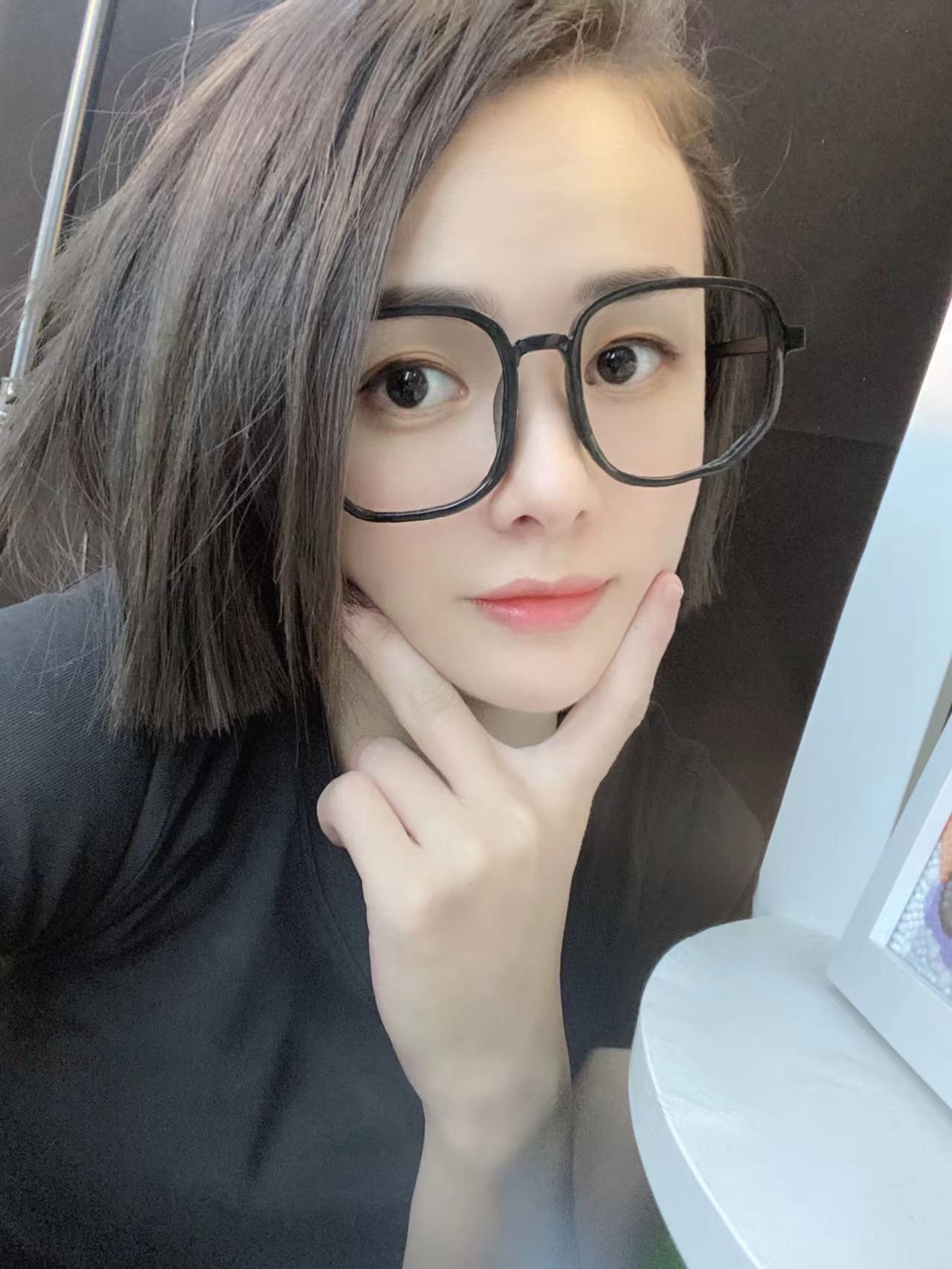米朵.儿主播照片