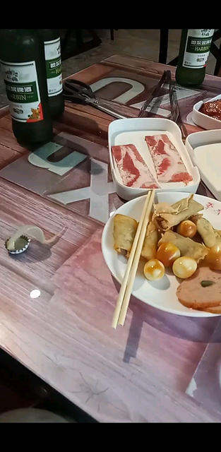 搬砖累了，烤点肉😄😄