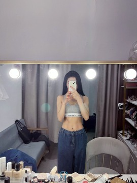 微晨美女主播照片