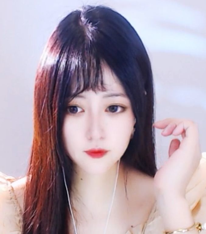 菜宝儿主播照片