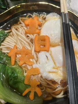 果果～饿懵了主播照片