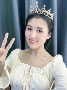 小婷🎤烟嗓☆づ的图片