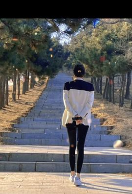 骑白马的小王子主播照片