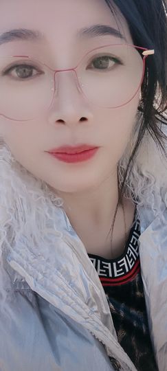 s晶晶s主播照片