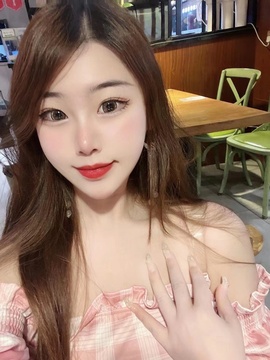 眉目如初”主播照片
