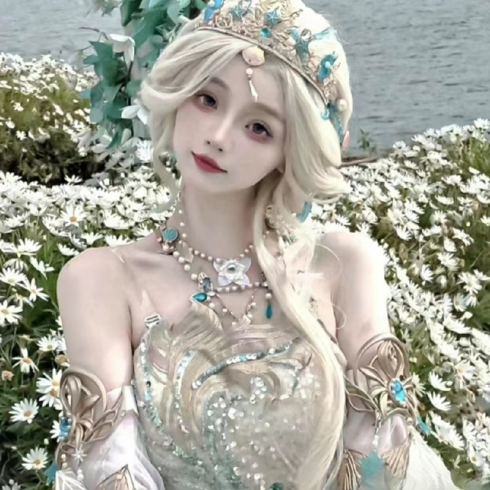清栀的人海报