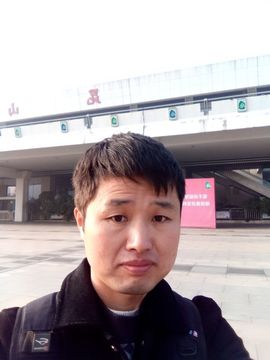 べ江南★xx落叶缤纷主播照片